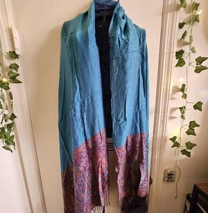 Pashmina Blue and Purple Paisley Scarf / Shawl
